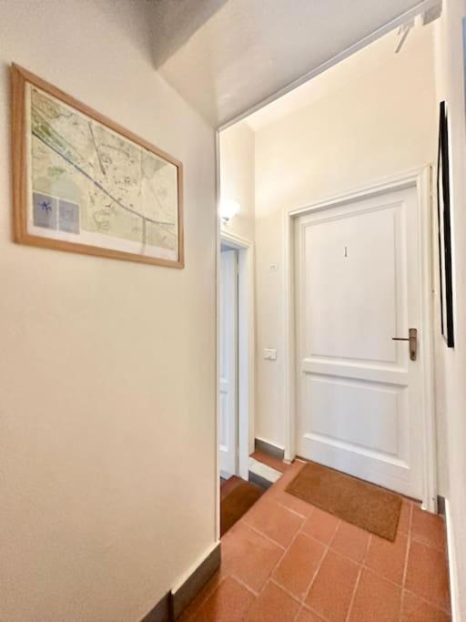 Warm Retreat In The Heart Of Florence Cls Station Apartment Екстериор снимка